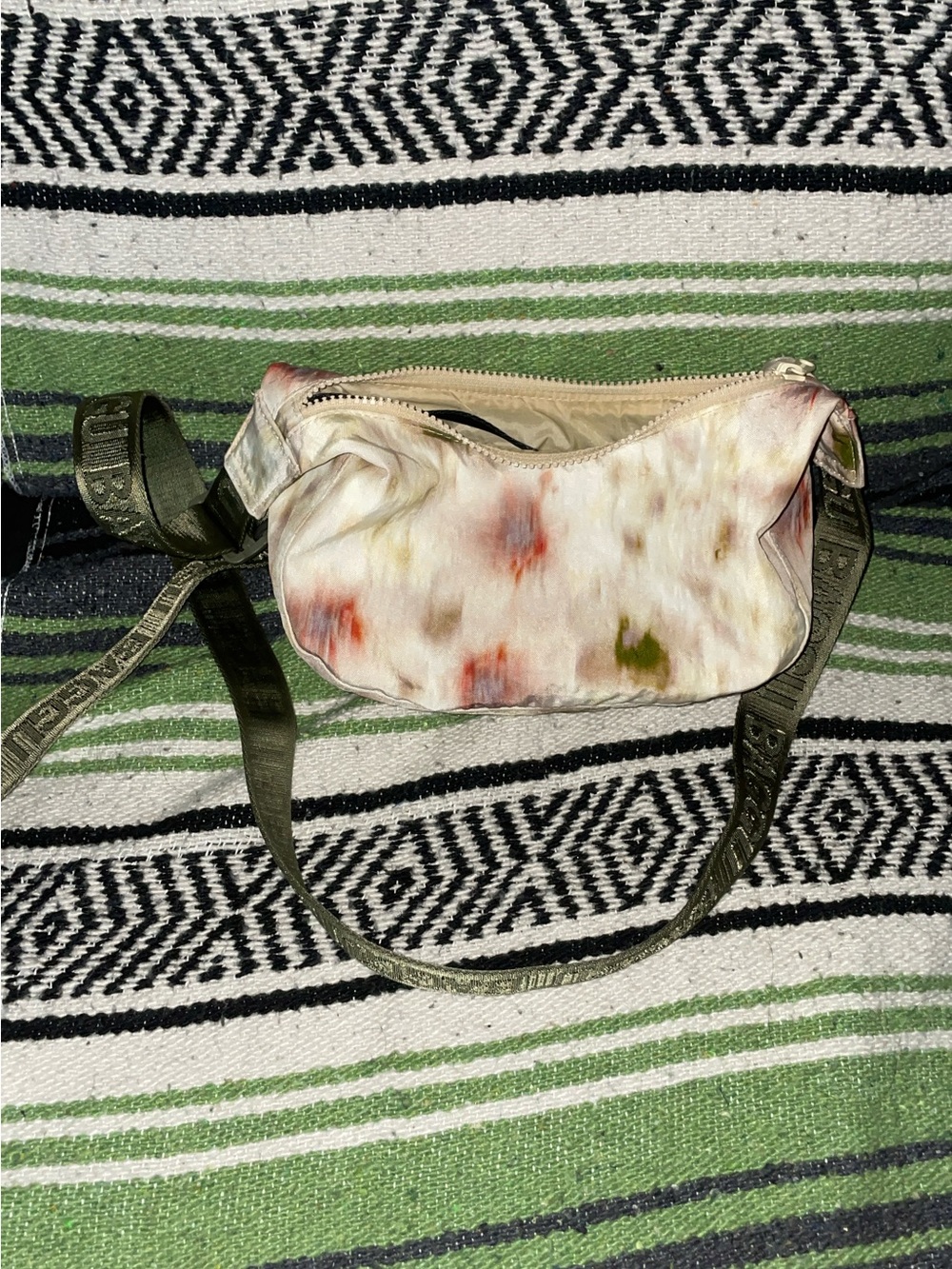 Small Nylon Crescent Baggu in Abstract Floral